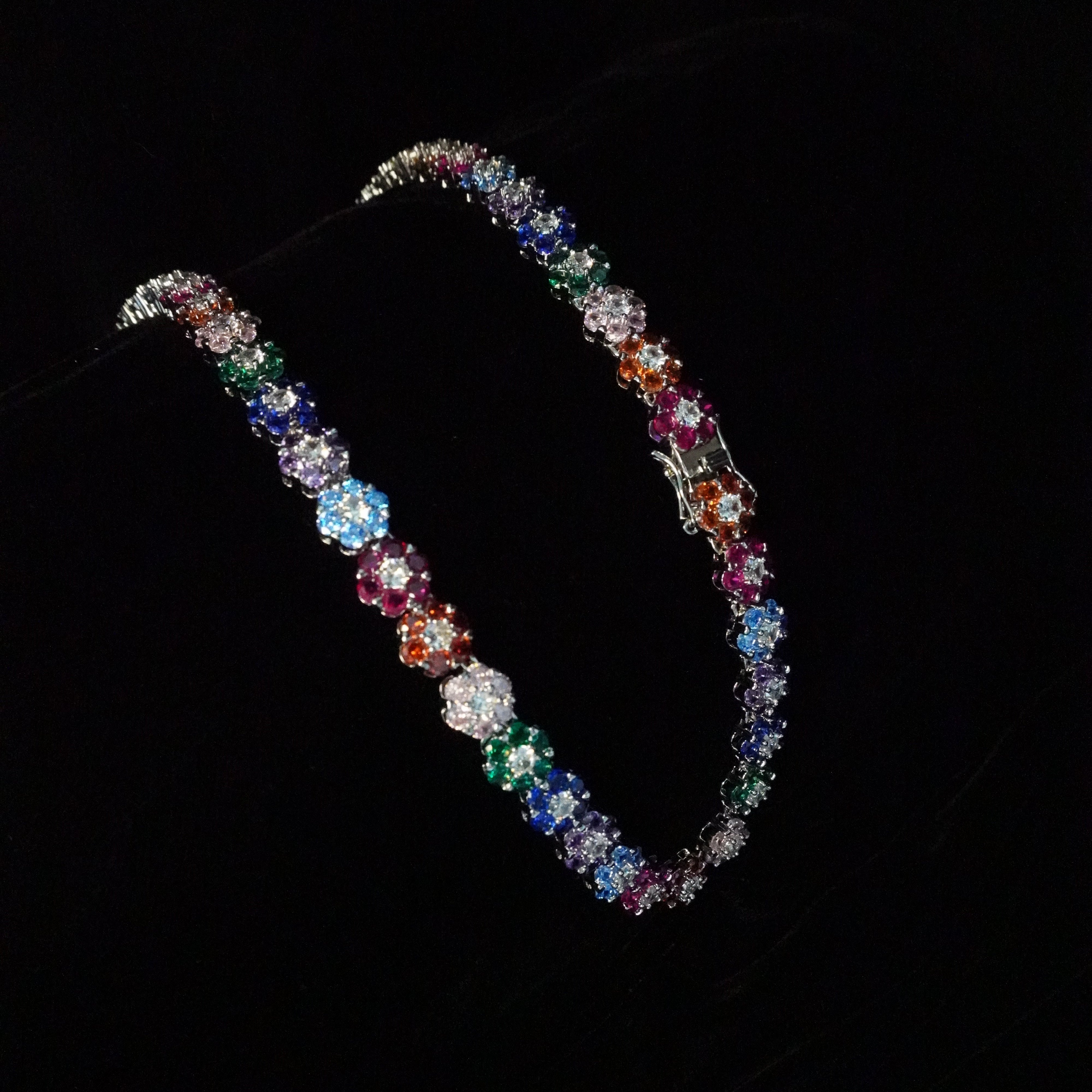 Hype Flower Necklace