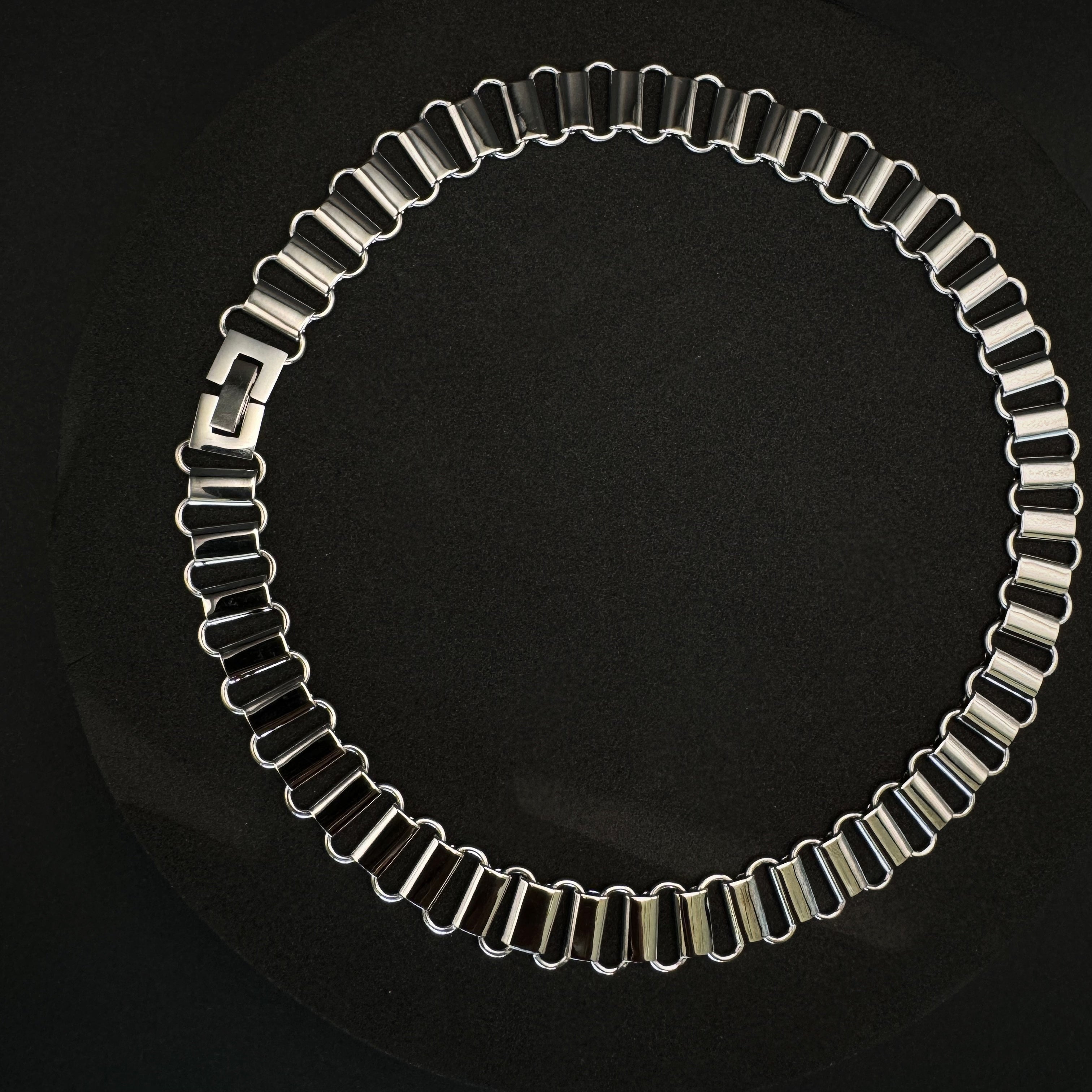 Single Link Chain Necklace