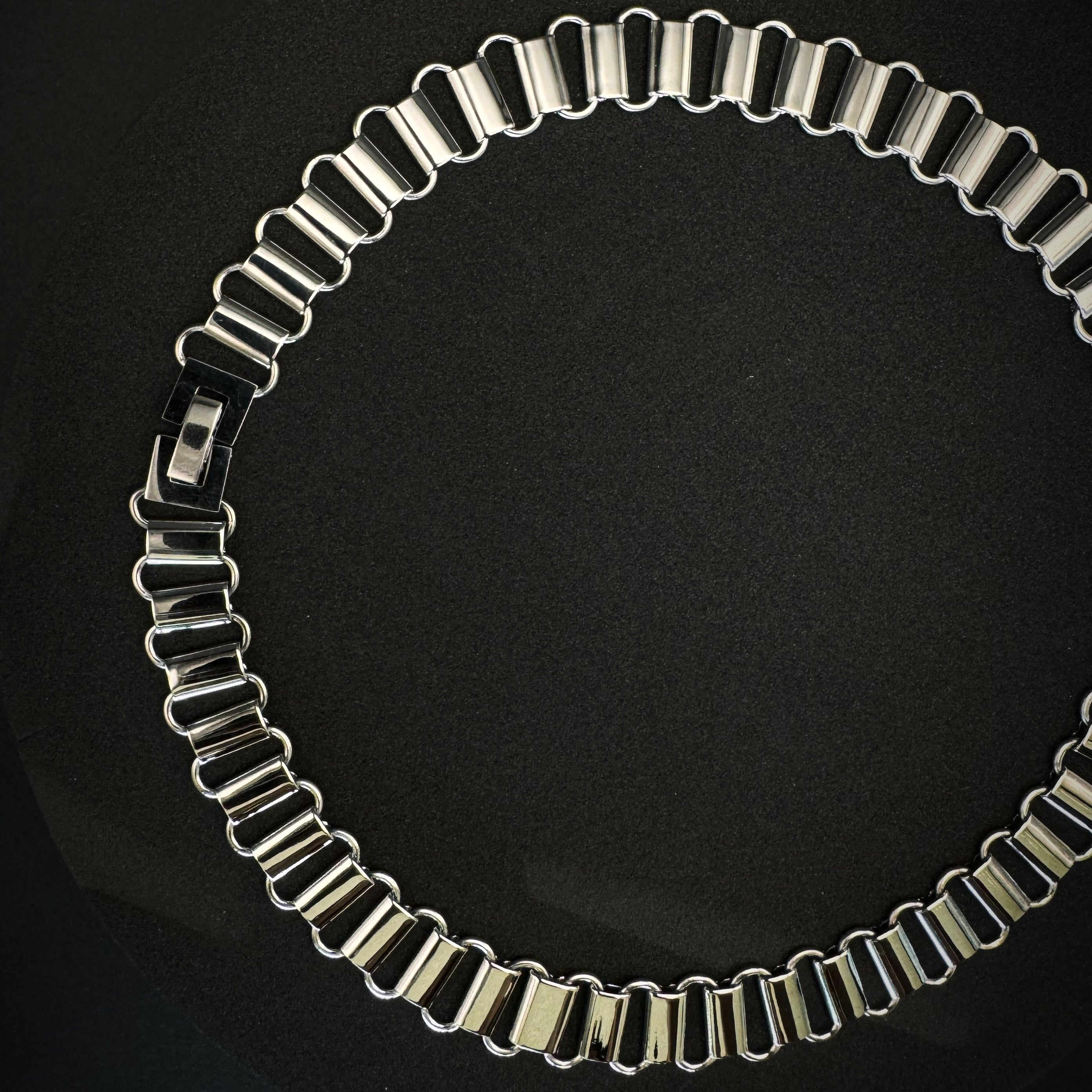 Single Link Chain Necklace