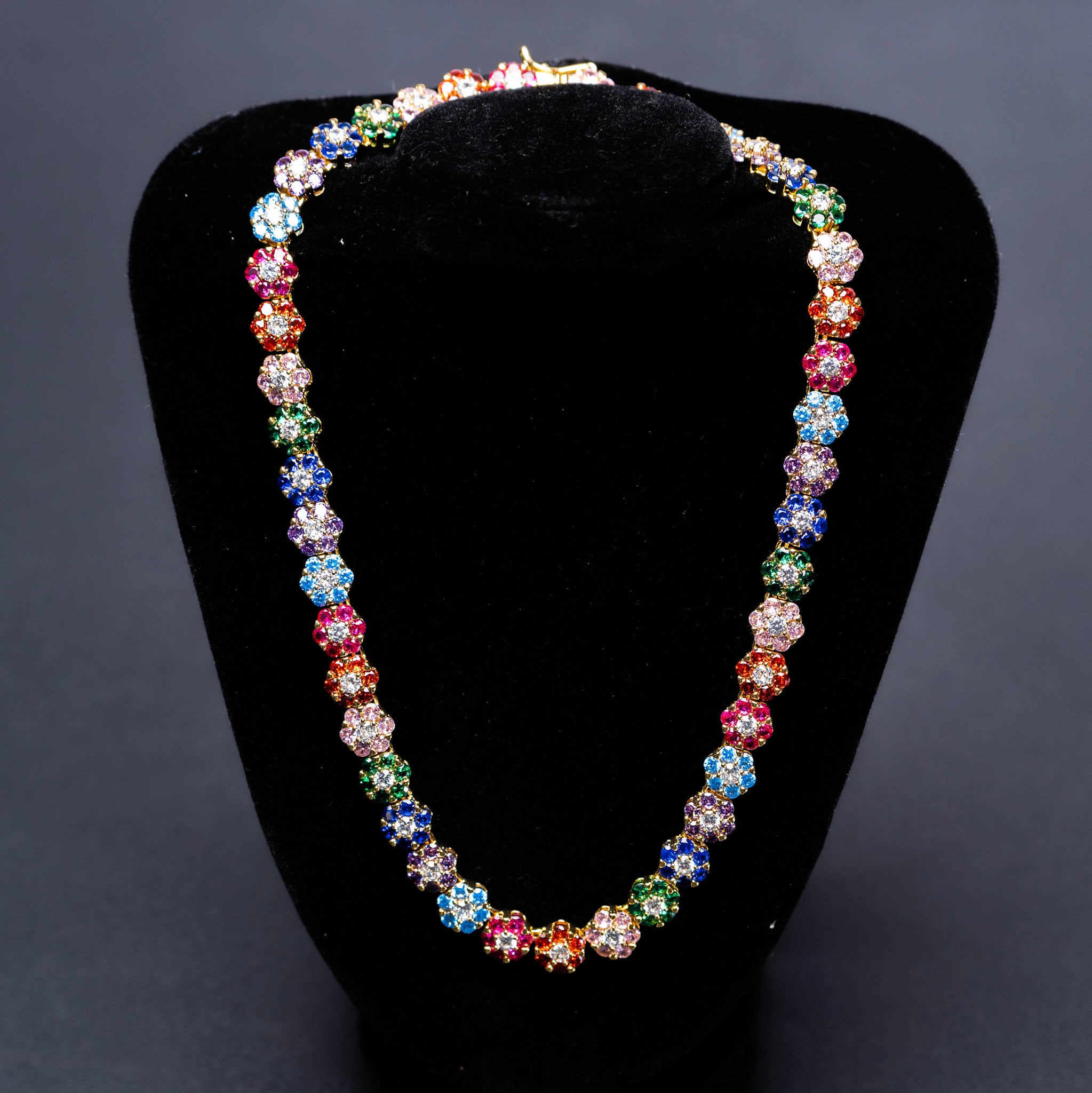 Hype Flower Necklace