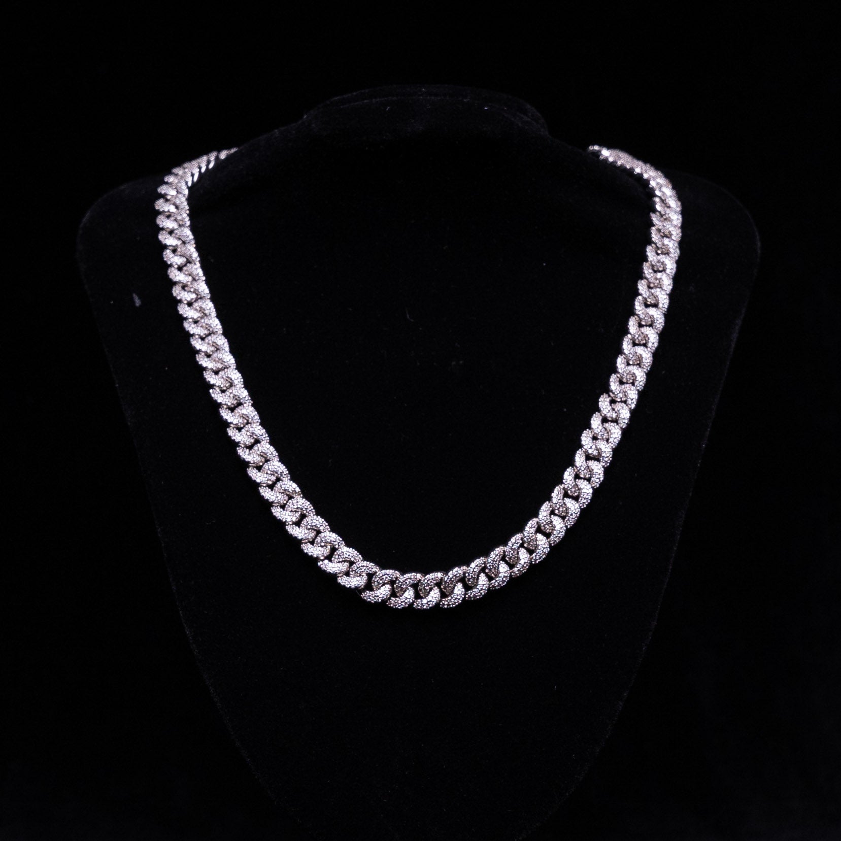 Studded Cubanita Chain