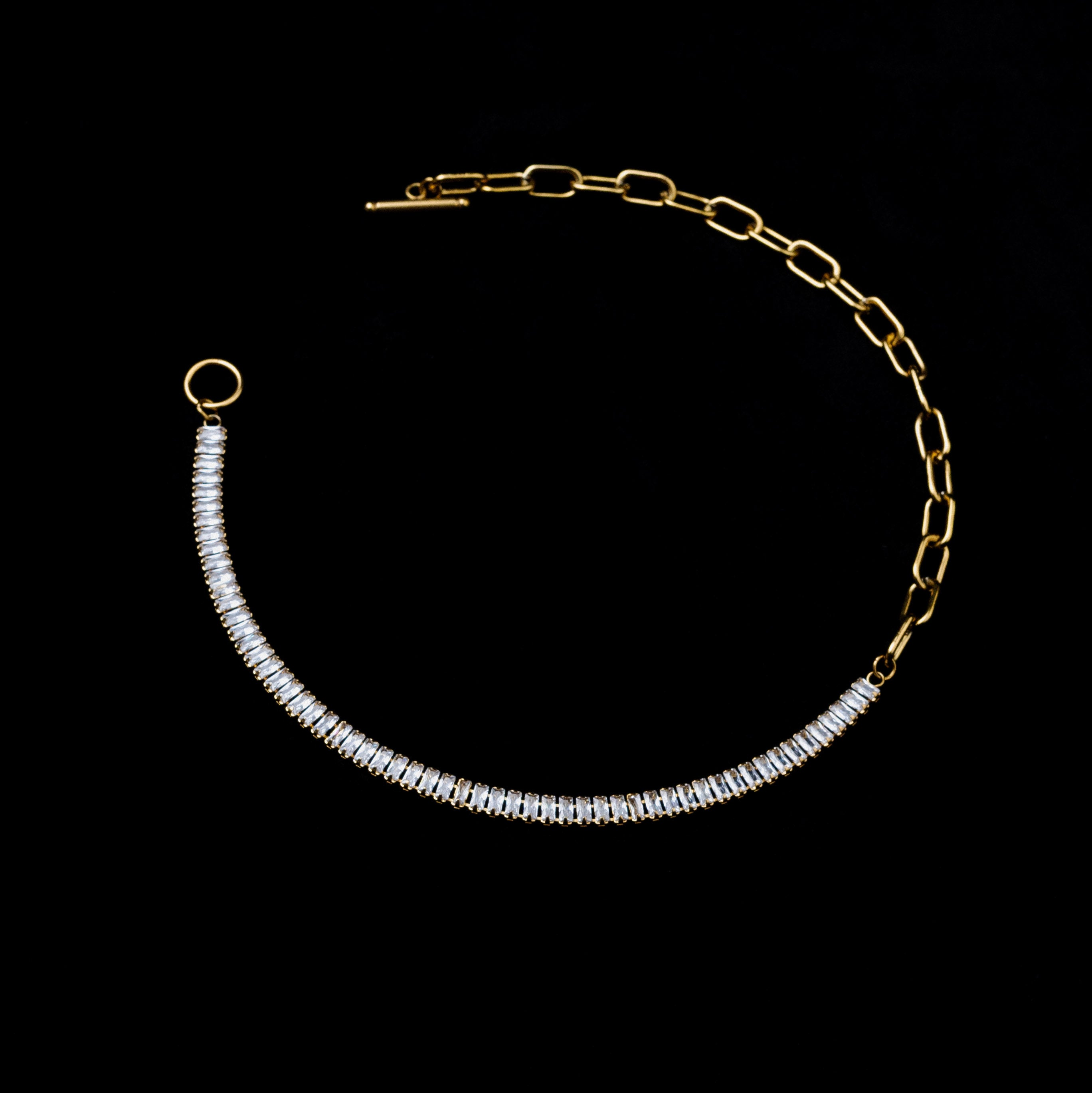 Lola Baguette Necklace