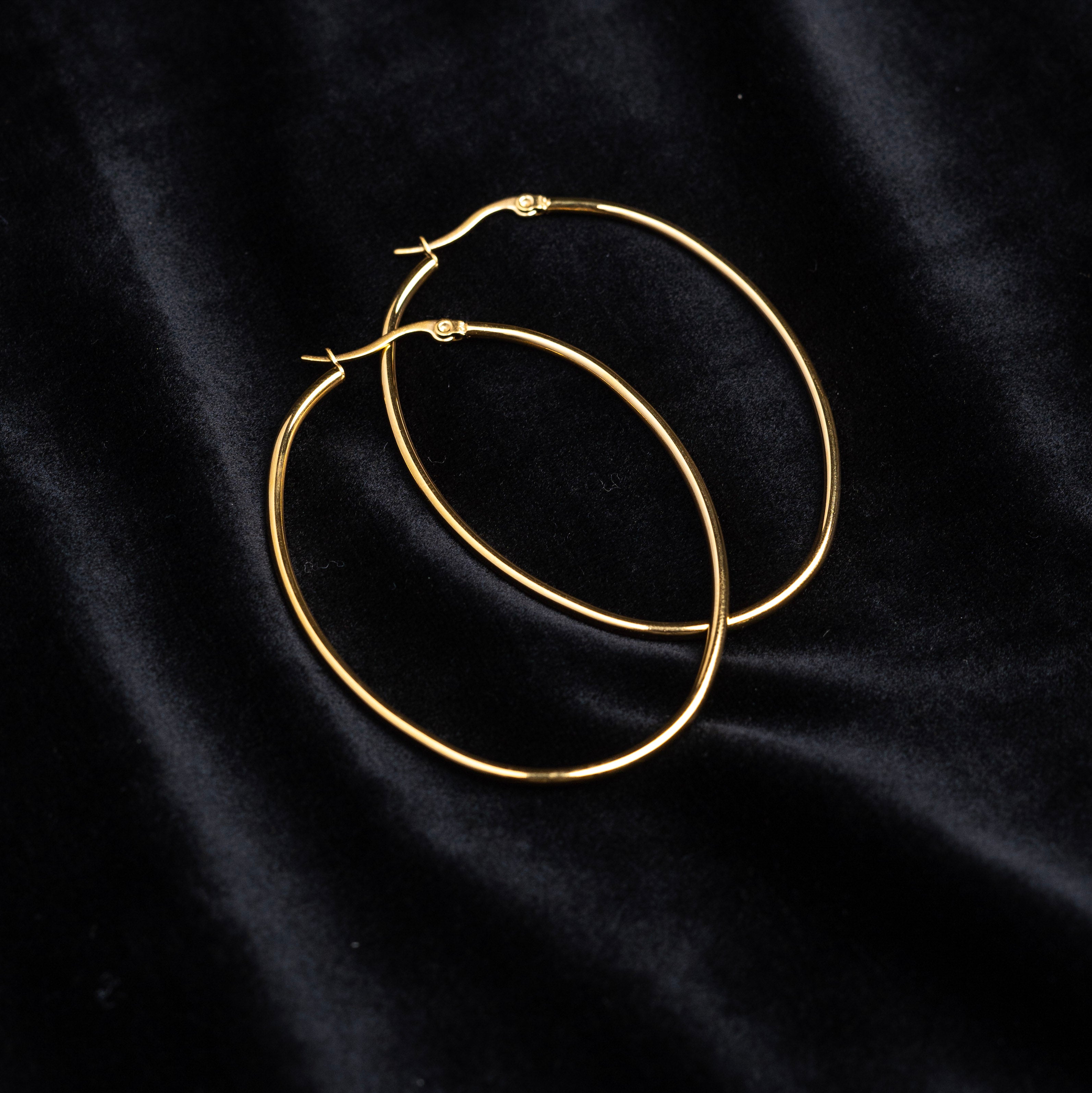 Oval Gold Hoop